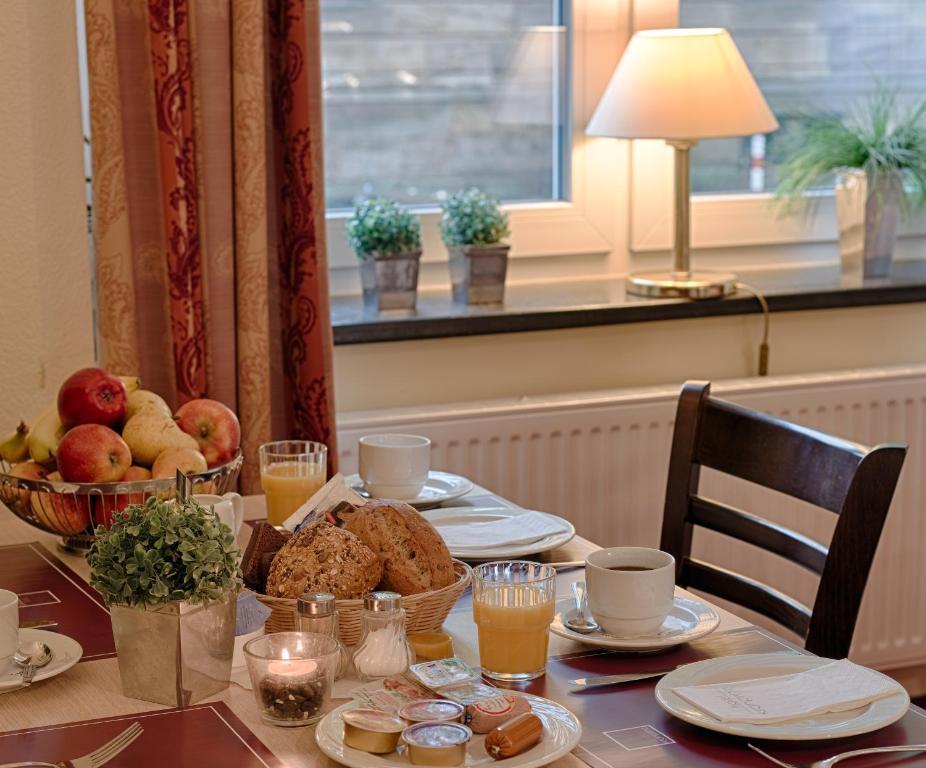 Hotel Kronprinz Garni Minden  Bagian luar foto